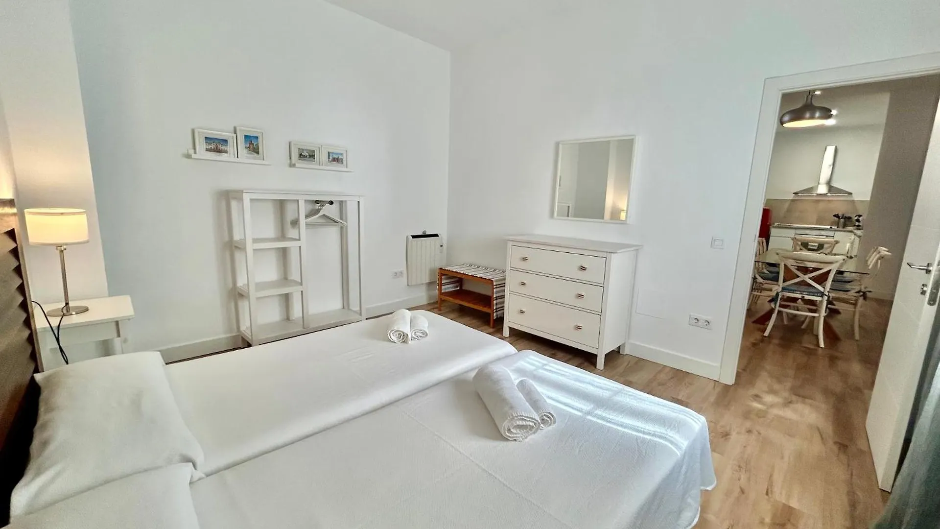 Acogedor Apt 6Pax 3Bdr 2Bth - Cozyhomesevilla5 Apartment