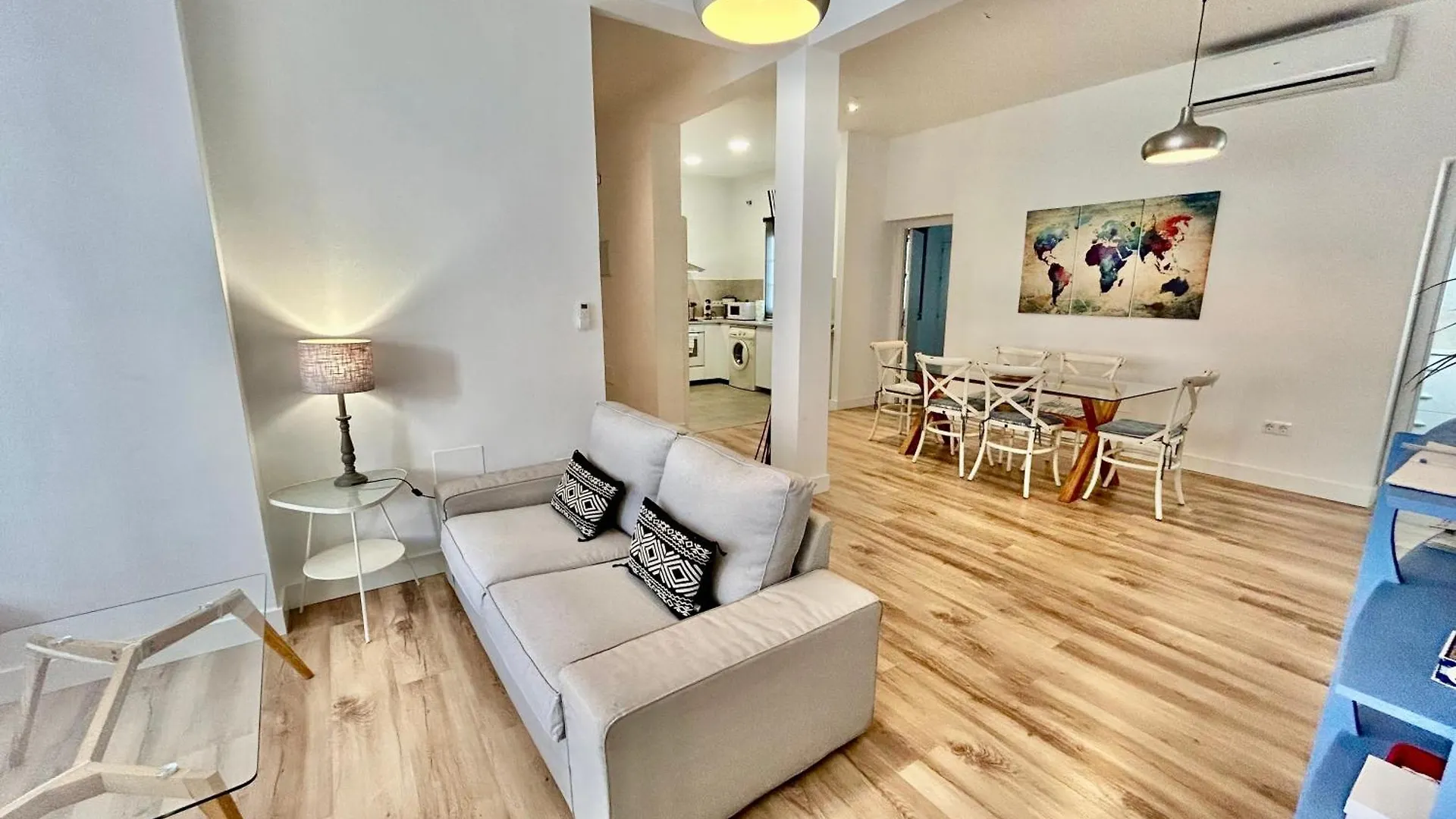 Acogedor Apt 6Pax 3Bdr 2Bth - Cozyhomesevilla5