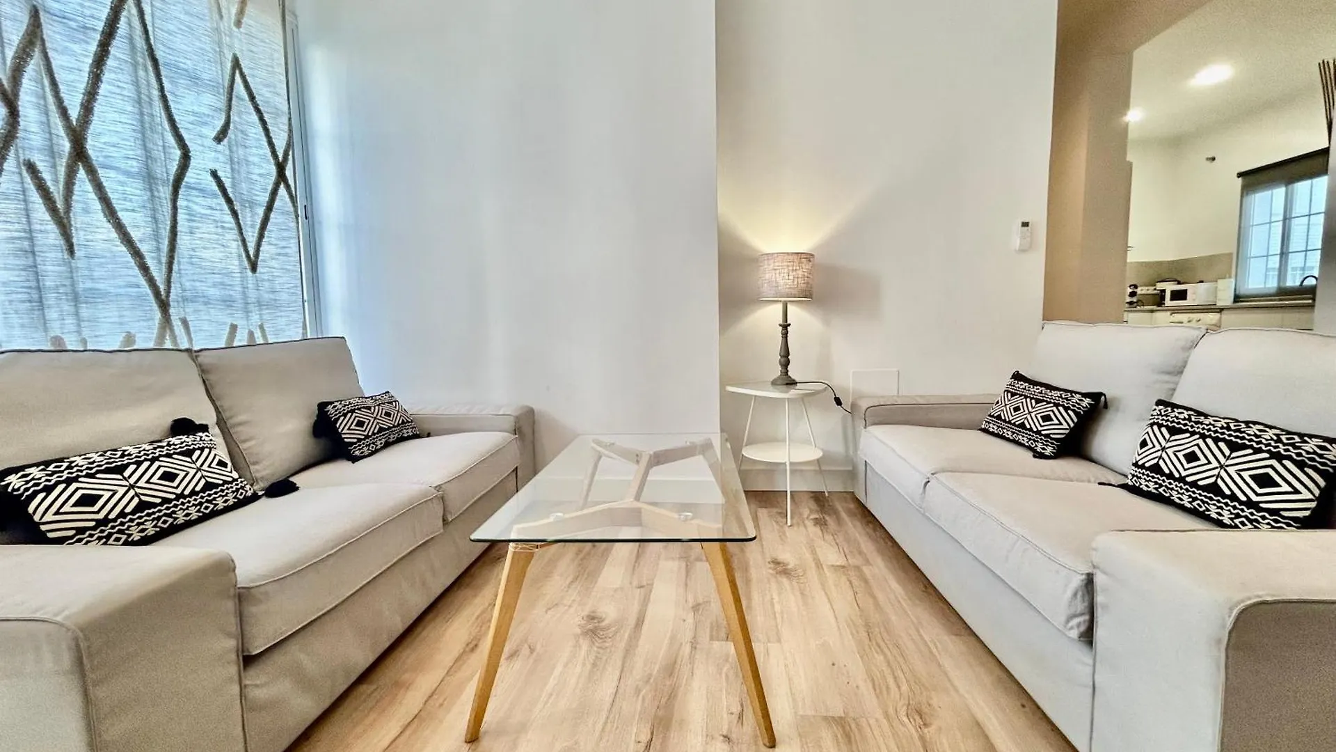 Apartment Acogedor Apt 6Pax 3Bdr 2Bth - Cozyhomesevilla5