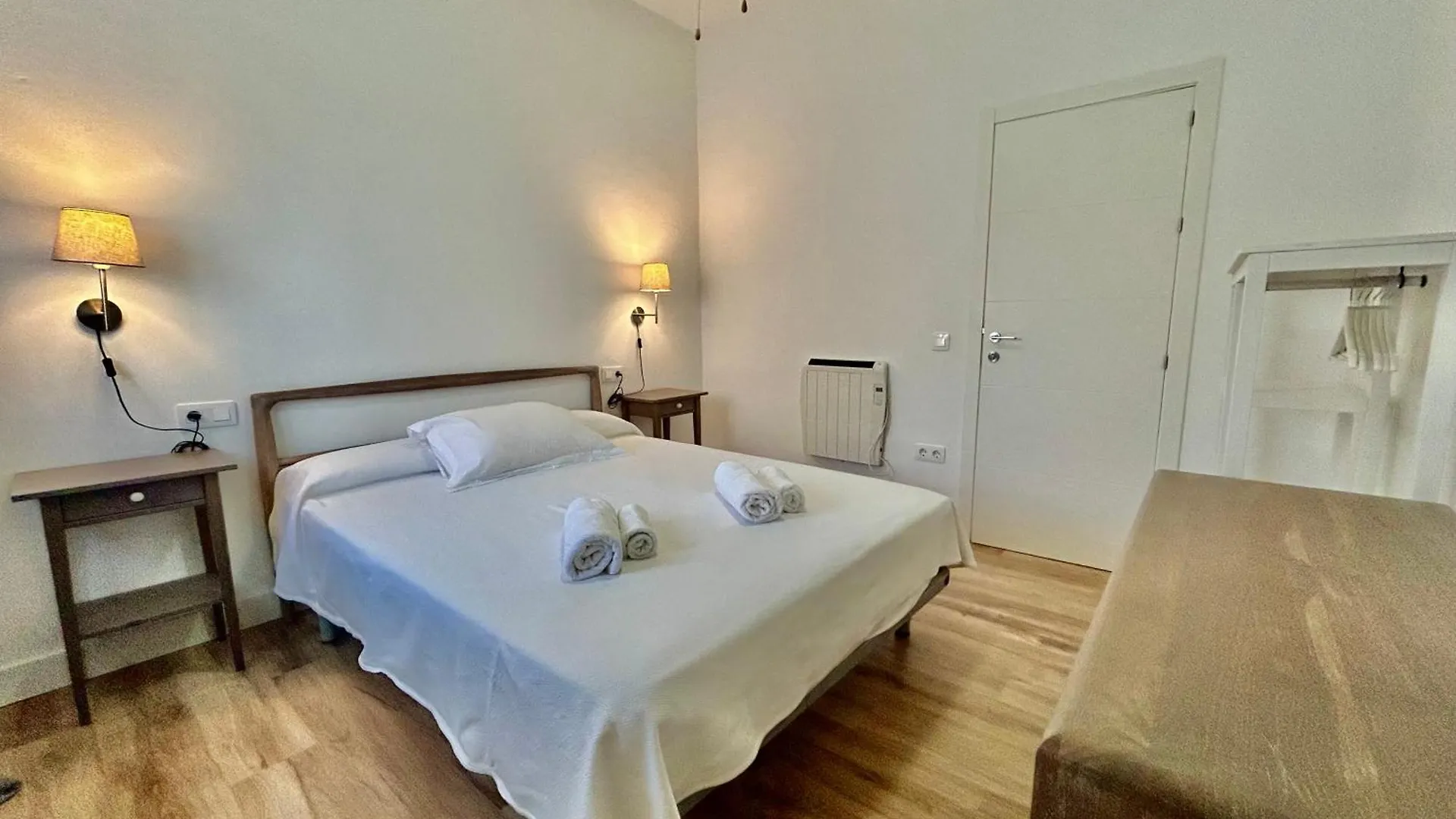 Acogedor Apt 6Pax 3Bdr 2Bth - Cozyhomesevilla5 Apartment