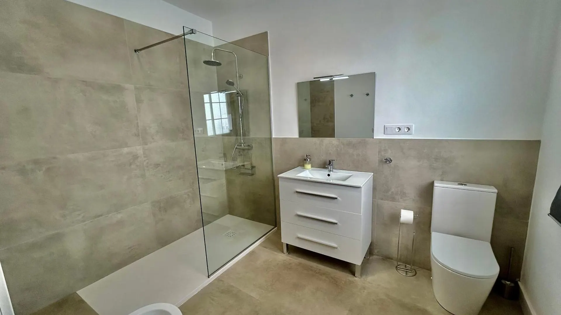 Acogedor Apt 6Pax 3Bdr 2Bth - Cozyhomesevilla5 0*, Sevilla